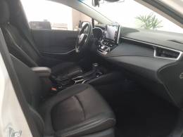 TOYOTA - COROLLA - 2020/2021 - Branca - R$ 139.900,00