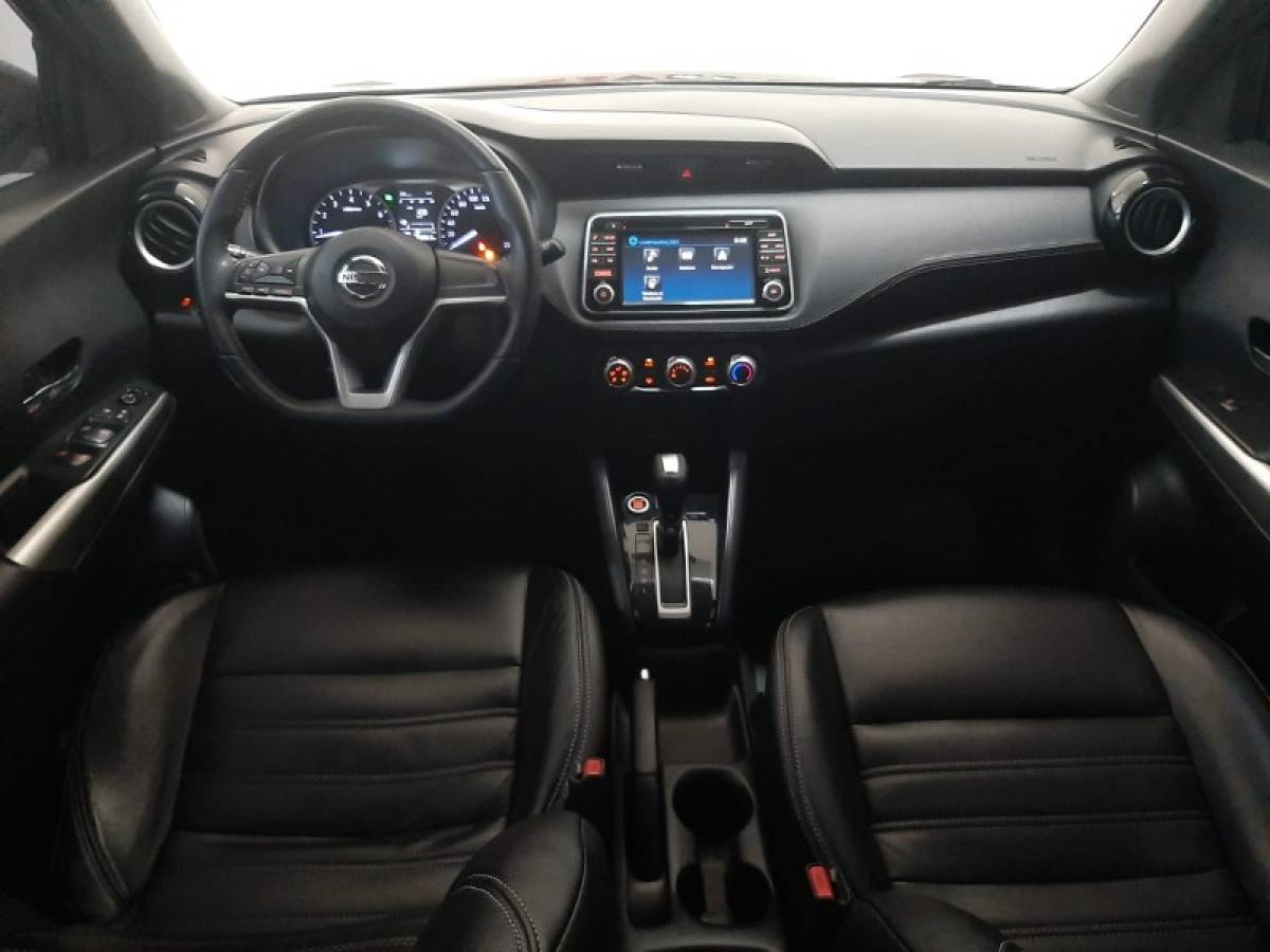 NISSAN - KICKS - 2017/2018 - Marrom - R$ 79.900,00