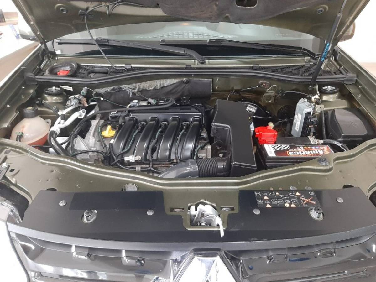 RENAULT - OROCH - 2016/2017 - Verde - R$ 71.800,00