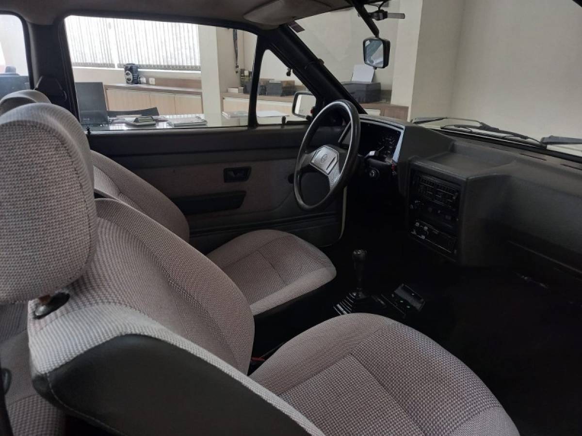 VOLKSWAGEN - GOL - 1991/1992 - Branca - R$ 19.900,00