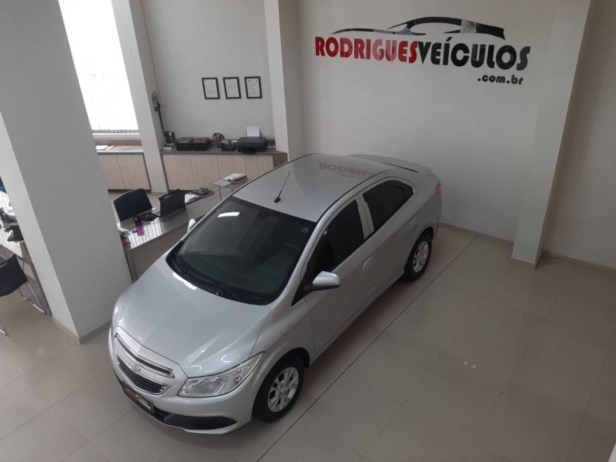 CHEVROLET - PRISMA - 2015/2015 - Prata - R$ 47.900,00