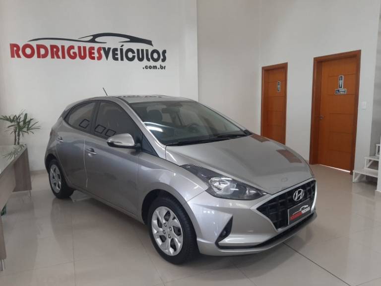 HYUNDAI - HB20 - 2020/2020 - Prata - R$ 59.900,00