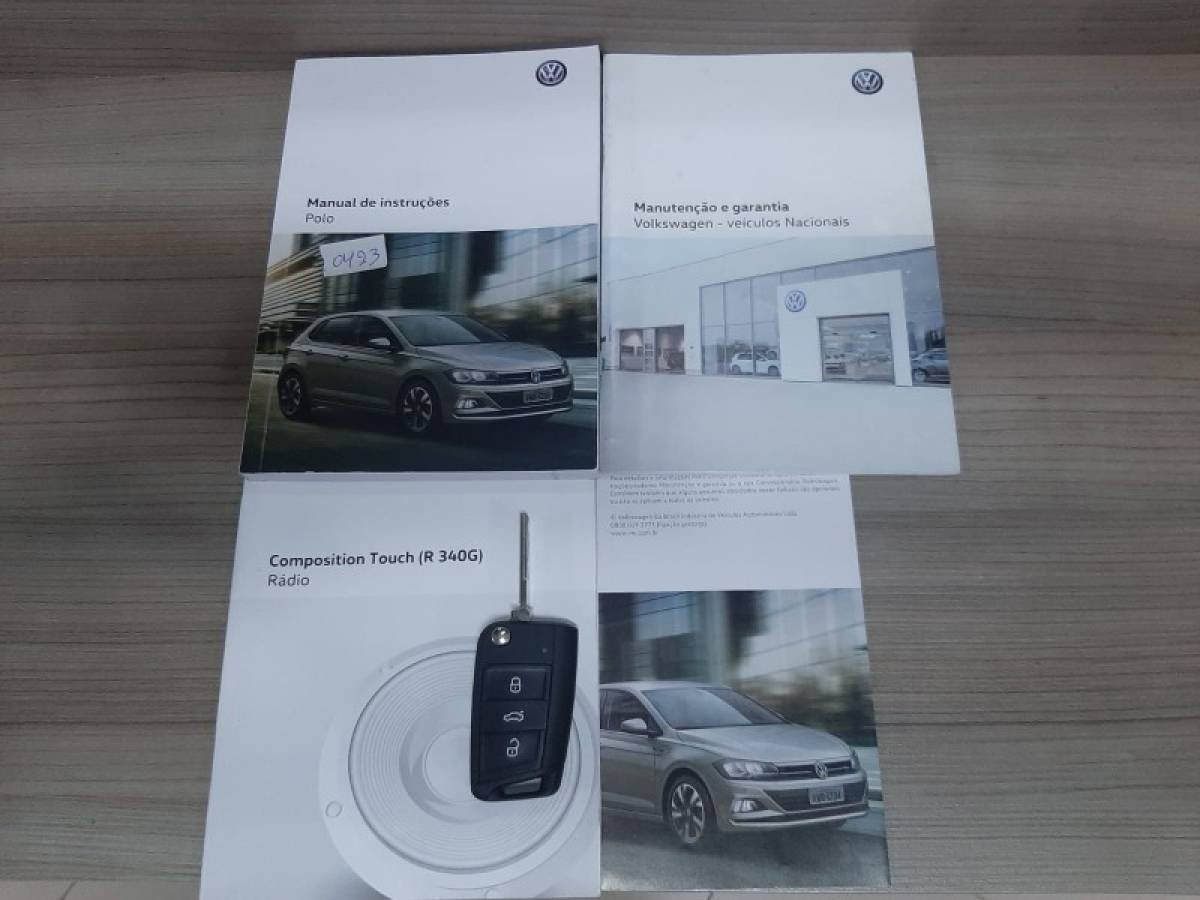 VOLKSWAGEN - POLO - 2018/2019 - Prata - R$ 67.900,00