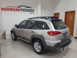FIAT - PALIO - 2010/2011 - Bege - R$ 39.900,00