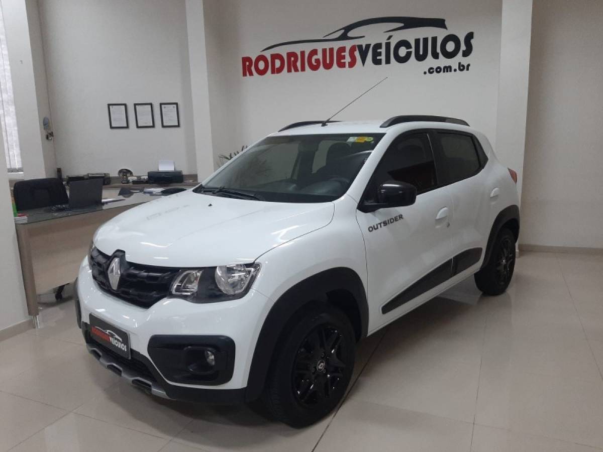 RENAULT - KWID - 2021/2022 - Branca - R$ 53.900,00