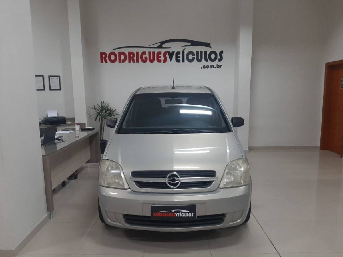 CHEVROLET - MERIVA - 2005/2005 - Bege - R$ 24.900,00