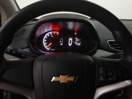 CHEVROLET - ONIX - 2018/2019 - Branca - R$ 62.900,00