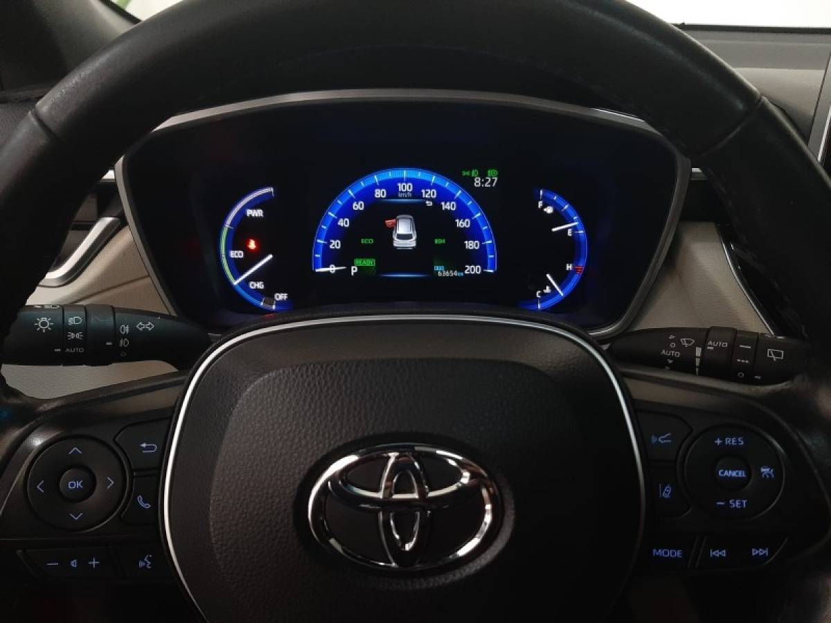 TOYOTA - COROLLA - 2023/2024 - Vermelha - R$ 169.900,00