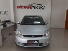 FORD - FIESTA - 2005/2005 - Prata - R$ 24.900,00