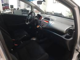 HONDA - FIT - 2013/2014 - Prata - R$ 58.900,00