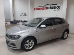 VOLKSWAGEN - POLO - 2018/2019 - Prata - R$ 67.900,00