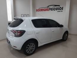 RENAULT - SANDERO - 2020/2021 - Branca - R$ 62.900,00