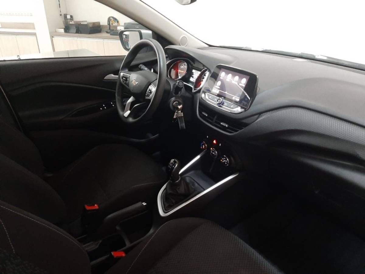 CHEVROLET - ONIX - 2020/2020 - Prata - R$ 59.900,00