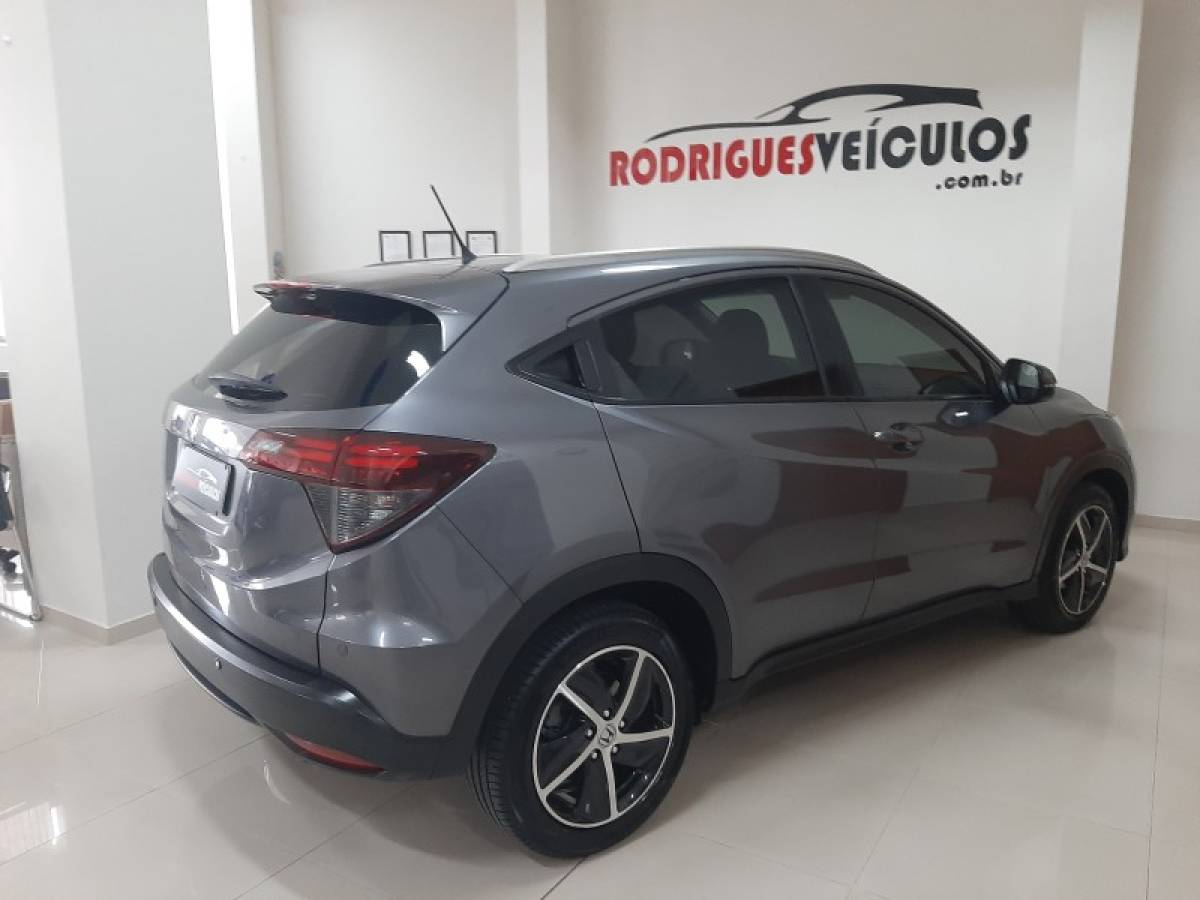 HONDA - HR-V - 2020/2021 - Cinza - R$ 115.900,00