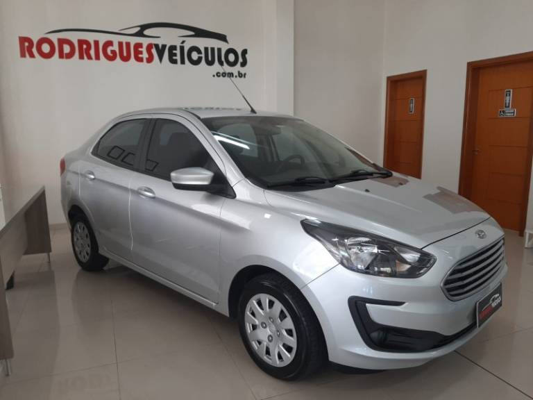 FORD - KA + - 2020/2021 - Prata - R$ 54.900,00