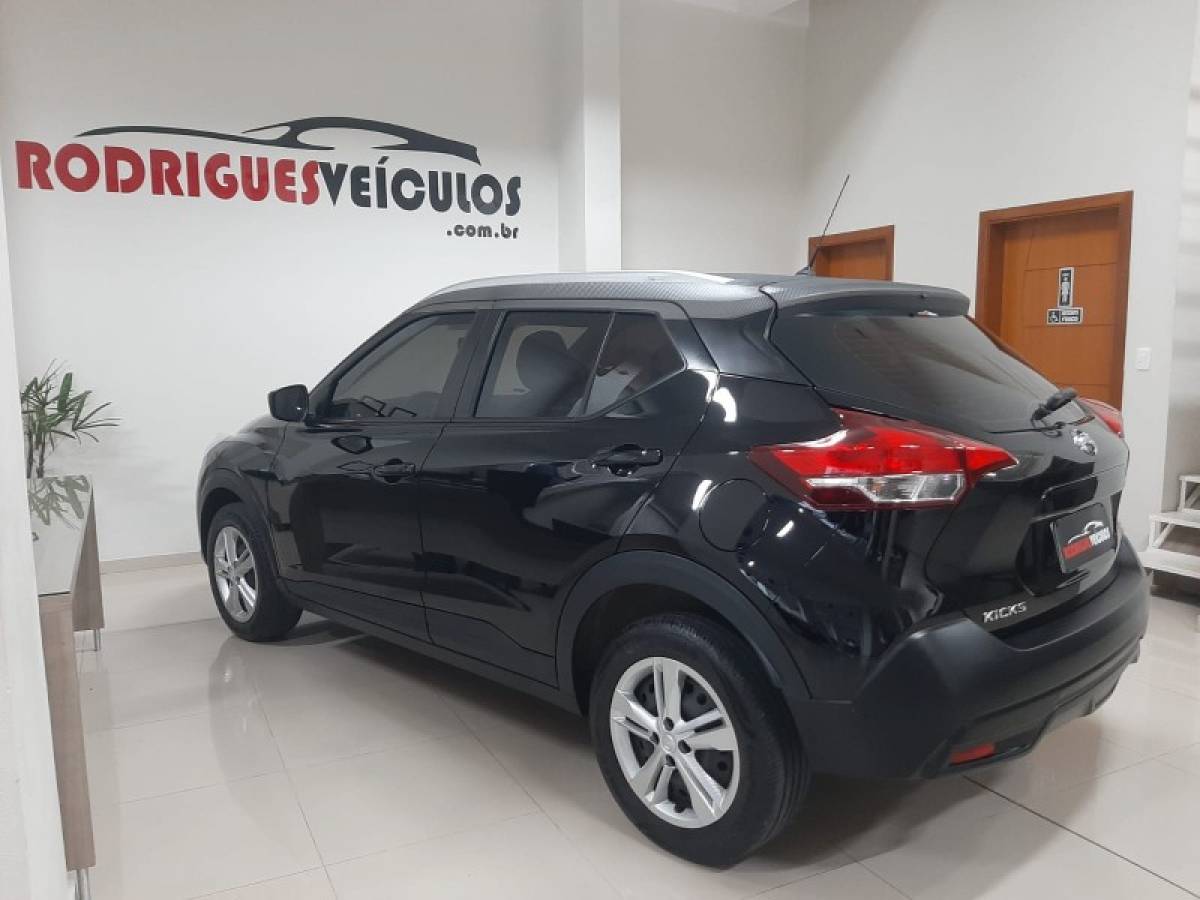 NISSAN - KICKS - 2019/2019 - Preta - R$ 74.900,00