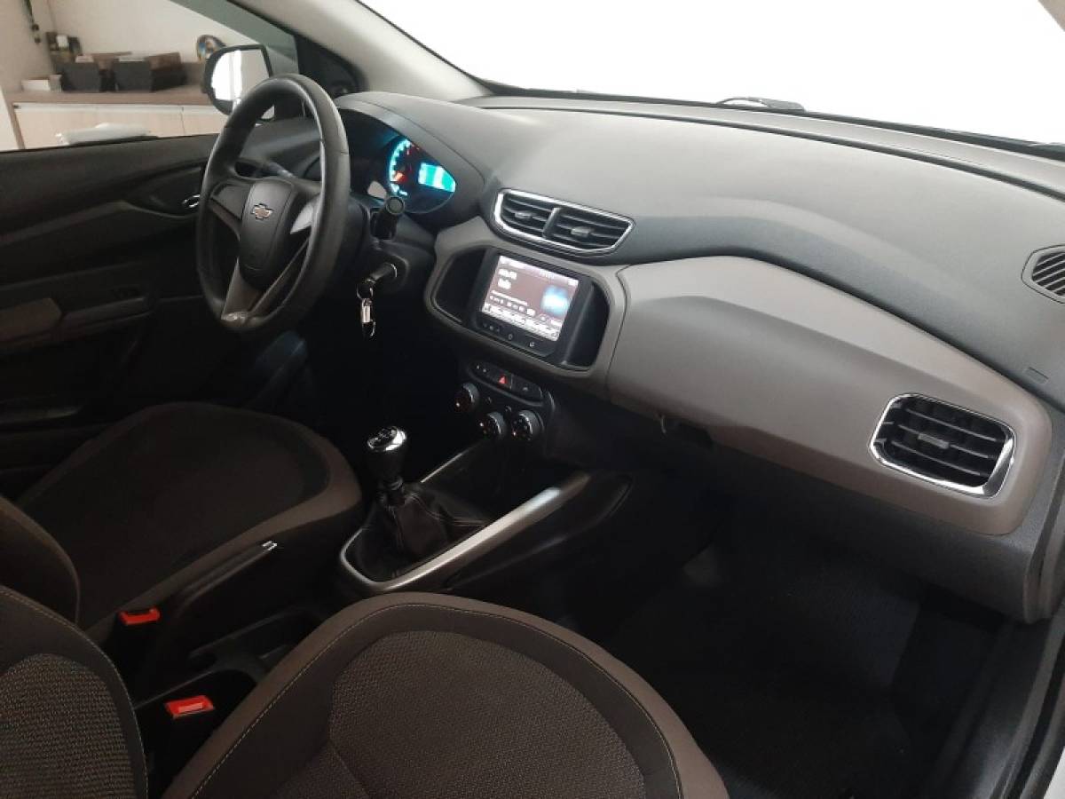 CHEVROLET - PRISMA - 2015/2015 - Prata - R$ 47.900,00