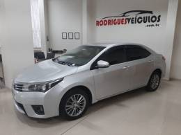 TOYOTA - COROLLA - 2016/2017 - Prata - R$ 92.900,00