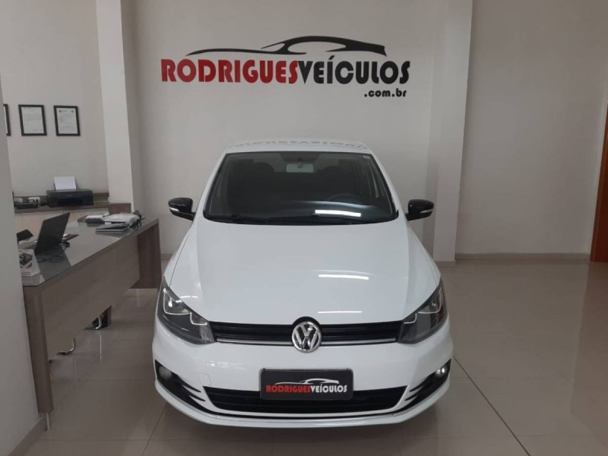 VOLKSWAGEN - FOX - 2019/2019 - Branca - R$ 58.900,00