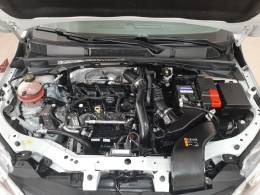 CHEVROLET - ONIX - 2023/2023 - Prata - R$ 82.900,00