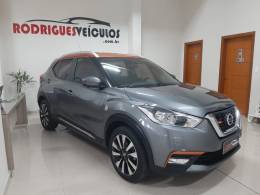 NISSAN - KICKS - 2016/2017 - Cinza - R$ 82.900,00