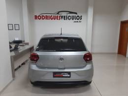 VOLKSWAGEN - POLO - 2018/2019 - Prata - R$ 67.900,00