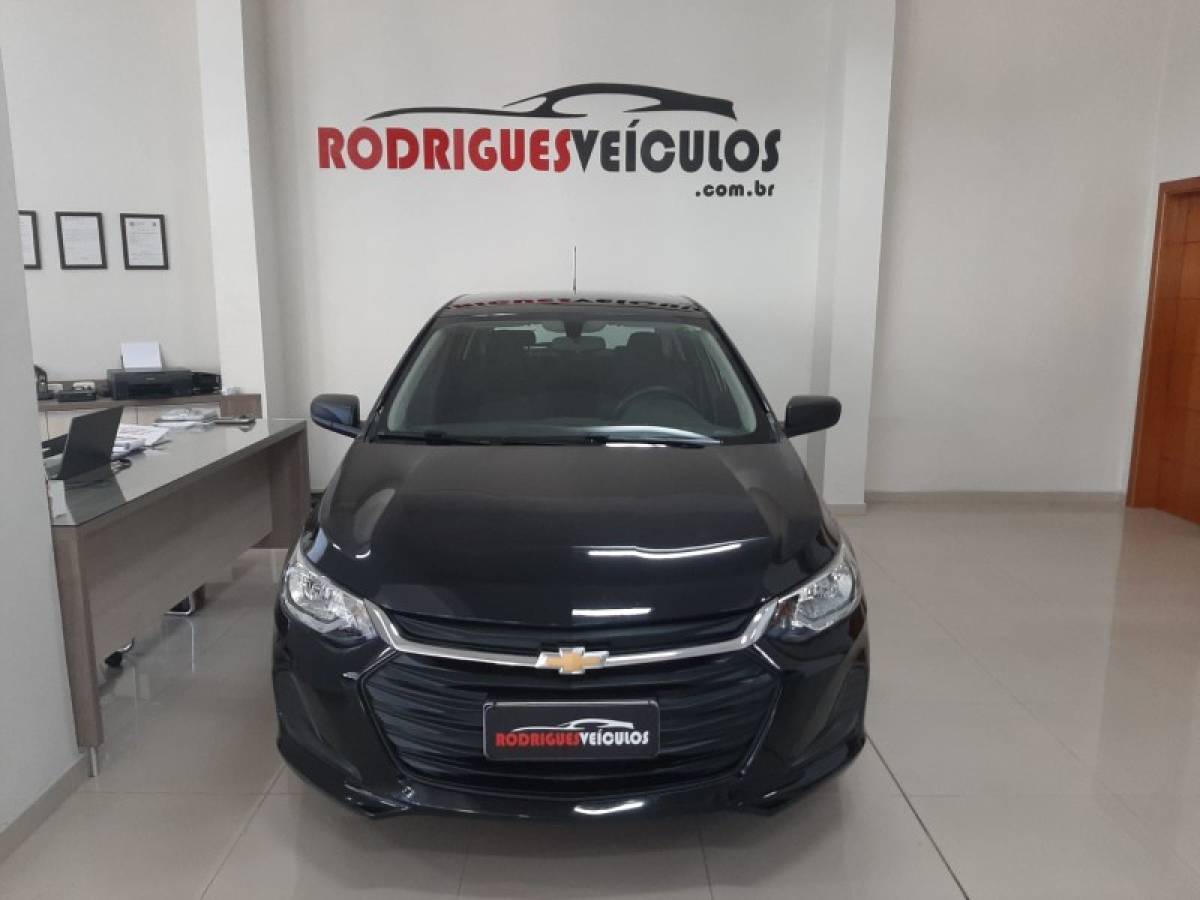 CHEVROLET - ONIX - 2021/2022 - Preta - R$ 65.900,00