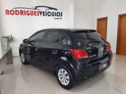 CHEVROLET - ONIX - 2018/2018 - Preta - R$ 52.900,00