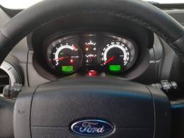 FORD - ECOSPORT - 2010/2011 - Preta - R$ 39.900,00
