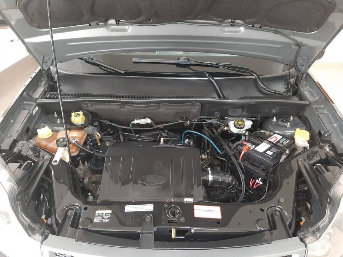 FORD - ECOSPORT - 2010/2011 - Preta - R$ 39.900,00