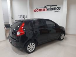 FIAT - PALIO - 2012/2013 - Preta - R$ 36.900,00