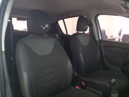 RENAULT - SANDERO - 2017/2018 - Branca - R$ 54.900,00