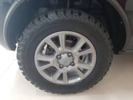 FORD - ECOSPORT - 2010/2011 - Preta - R$ 39.900,00