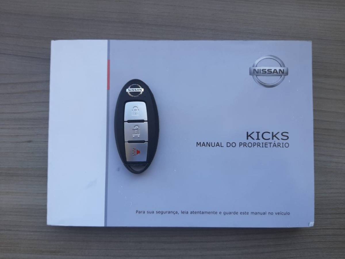 NISSAN - KICKS - 2017/2018 - Marrom - R$ 79.900,00